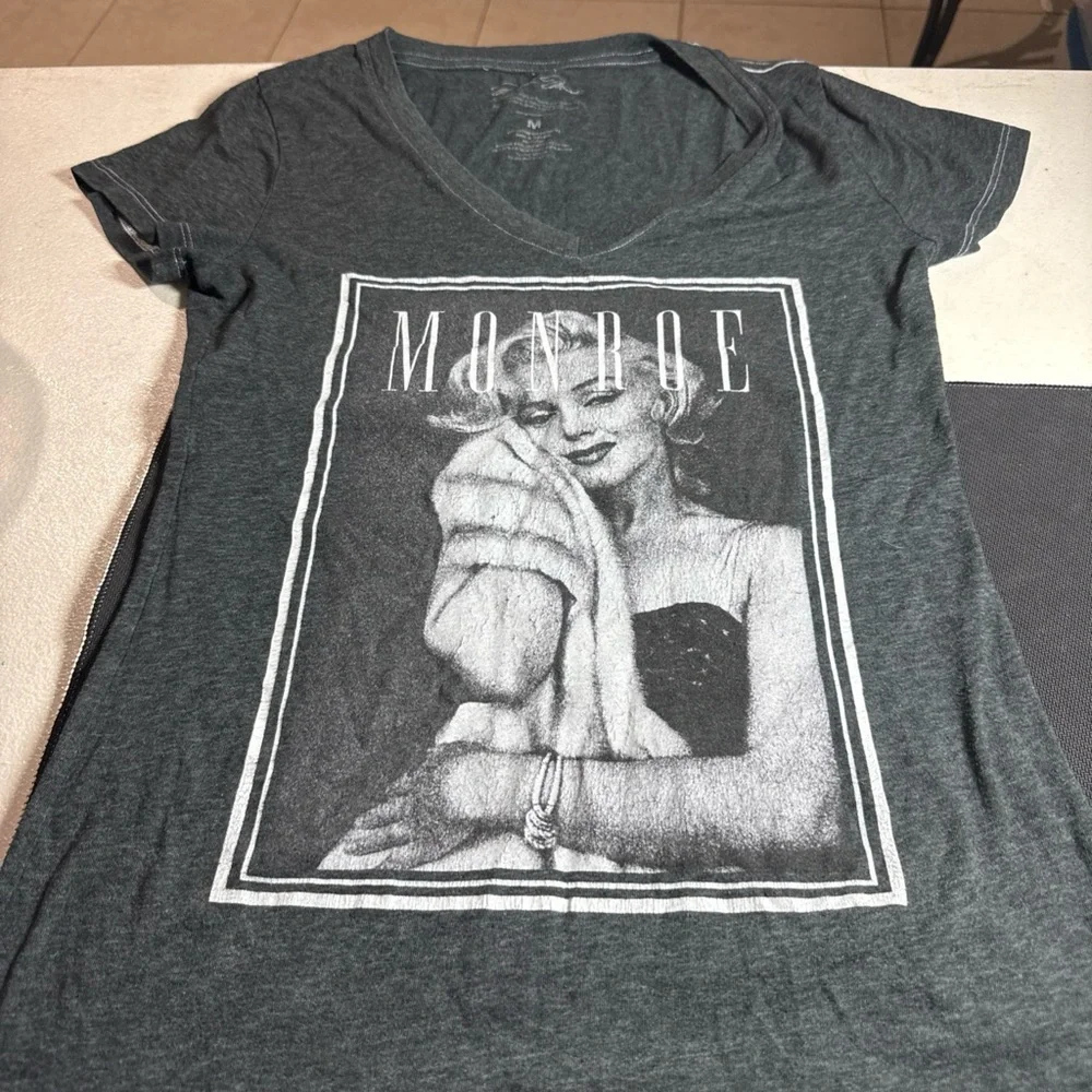 Marilyn Monroe Shirt Women Size Medium 100% Cotton